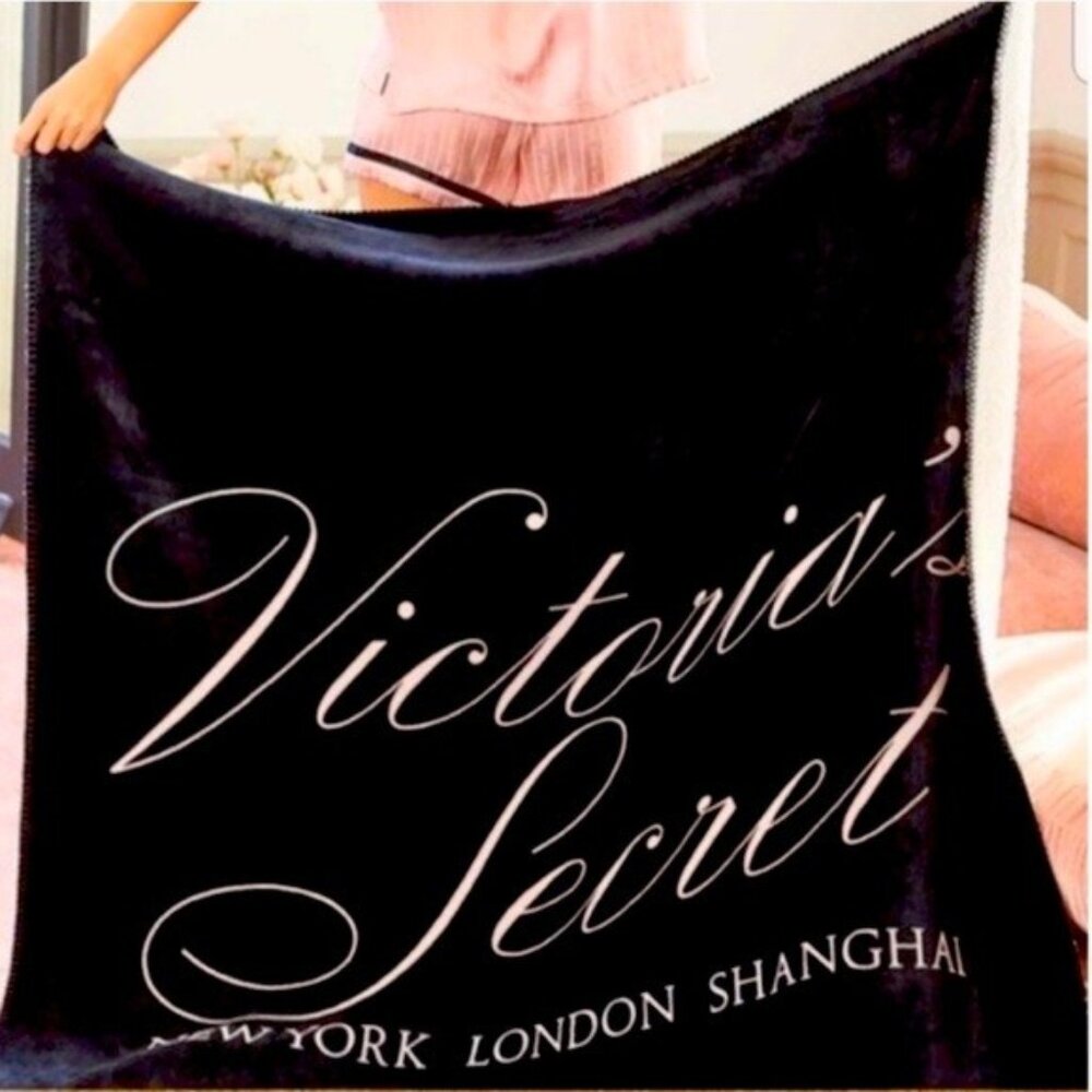Brand New Victoria's Secret Large Black Logo Cozy Sherpa Blanket Plush